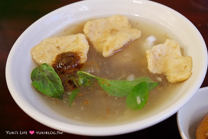 天母美食【皇鼎油飯】50年老店、米飯粒粒分明彈Q.溫和不燥 @芝山站 - yuki.tw