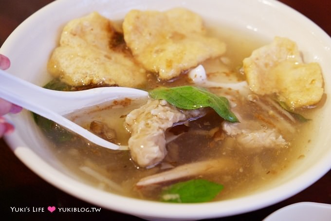 天母美食【皇鼎油飯】50年老店、米飯粒粒分明彈Q.溫和不燥 @芝山站 - yuki.tw