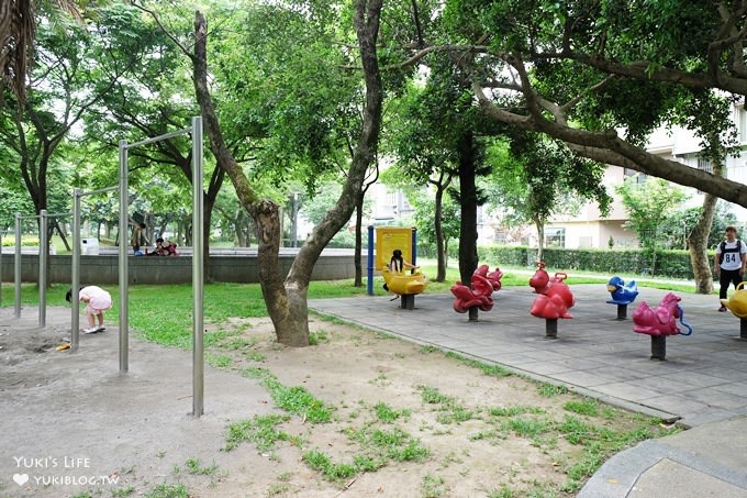 桃園景點【桃園市客家文化館】市區油桐花×桐花祭地景藝術×3D彩繪 - yuki.tw