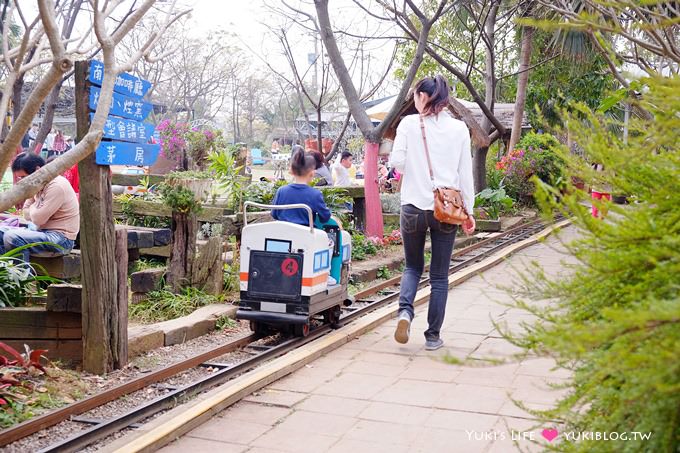 桃園觀音景點【青林農場】便宜門票、有沙坑、小火車、餵兔子的親子旅遊地點 - yuki.tw