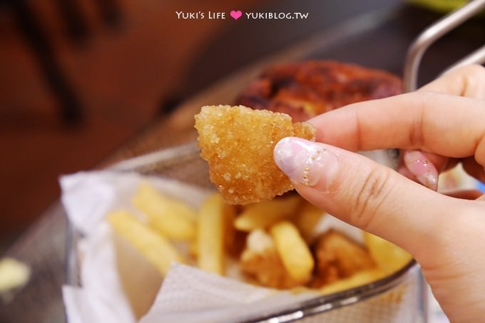 高雄美食【華仔大家樂茶餐廳】彷彿真的來到香港~最強咖哩牛腩煲、黯然消魂飯~太促咪了! - yuki.tw