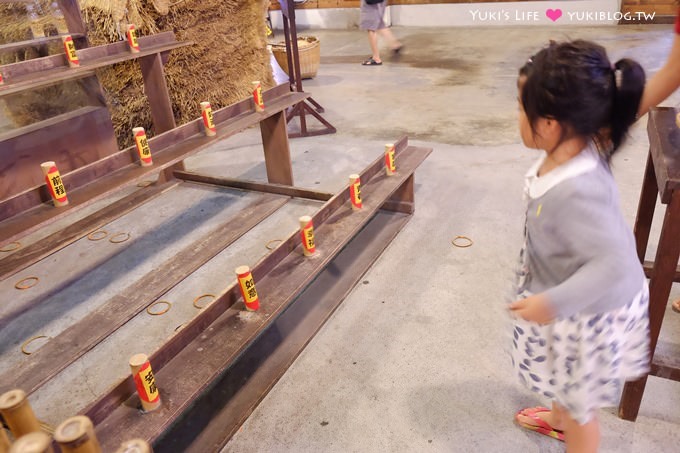 南投景點【寶島時代村】可低消費用餐推薦買黑豆純釀造西螺瑞春醬油、下雨天好拍照備案 - yuki.tw