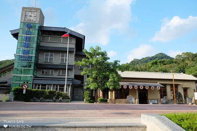 新北免費親子景點┃來百年古蹟『山佳車站』當小小站長~鐵道公園立體彩繪超可愛 - yuki.tw