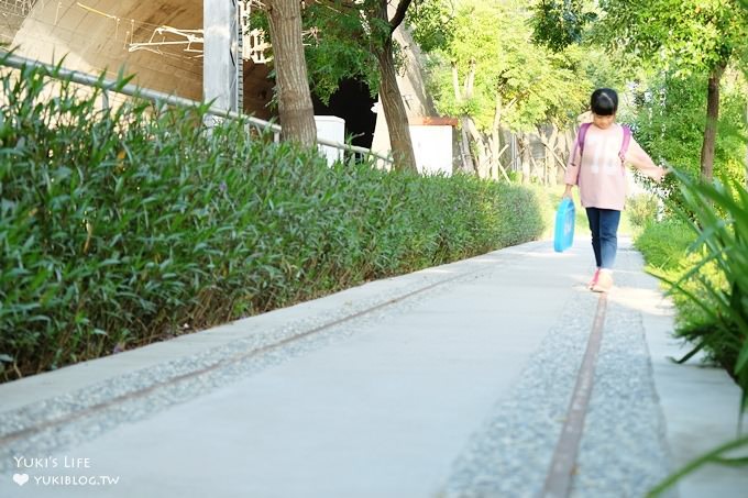 新北免費親子景點┃來百年古蹟『山佳車站』當小小站長~鐵道公園立體彩繪超可愛 - yuki.tw