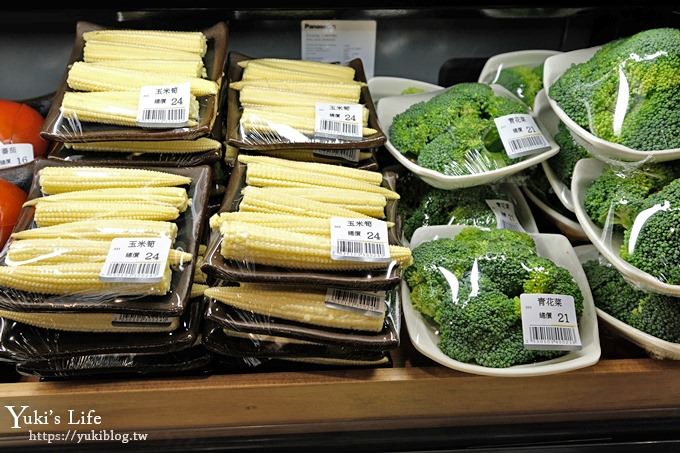 台北美食【祥富水產火鍋】逛超市吃火鍋×生猛海鮮現買現涮~新主題聚餐場地(新光三越南西三館) - yuki.tw