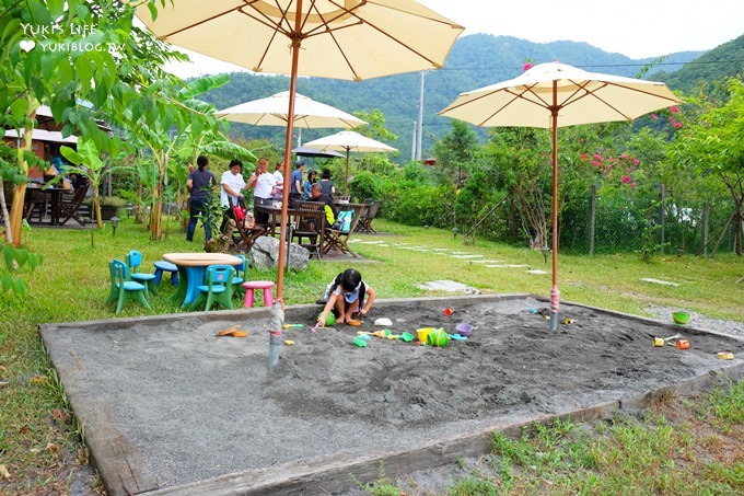 宜蘭景觀餐廳【幾度咖啡】巴里島風格兒童戲水池×大沙坑玩沙VS夏天玩水好去處 - yuki.tw