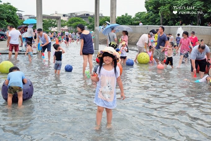 台北暑假玩水玩沙親子景點【鶯歌陶瓷博物館】升級新設施更好玩!新小陶窩兒童遊戲區×窯烤披薩DIY(鶯歌一日遊行程推薦鶯歌光點×厚道飲食店) - yuki.tw