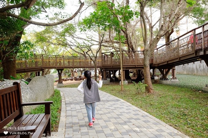 台北免費親子景點【天母東和公園】木屑鋪面兩層樓旋轉溜滑梯×湯姆歷險記森林遊樂場～假日森呼吸！ - yuki.tw