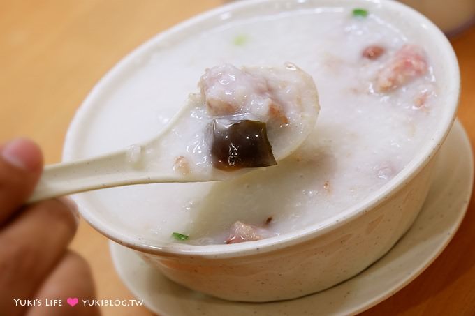 香港小吃美食【德發記粥麵店】老字號平價生滾粥、炸油條 (荃灣四坡坊) - yuki.tw