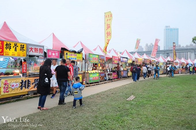 2018新北燈會 旺來福來花燈資訊》巨型限量扭蛋×大台北都會公園草皮親子野餐去(三重捷運站) - yuki.tw