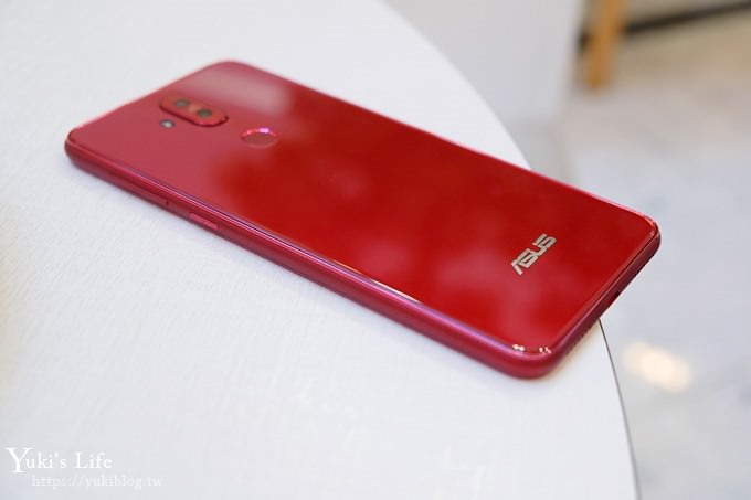 【ASUS ZenFone 5Q 愛戀紅】超廣角四鏡頭×前後都好拍！旅遊、出國就靠它！(實拍分享) - yuki.tw