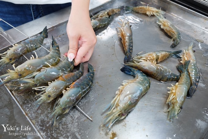 宜蘭親子景點【蘭楊蟹莊×蘭楊船菜】釣無毒泰國蝦、DIY烤蝦、保證蝦量!好吃好玩生態之旅 - yuki.tw