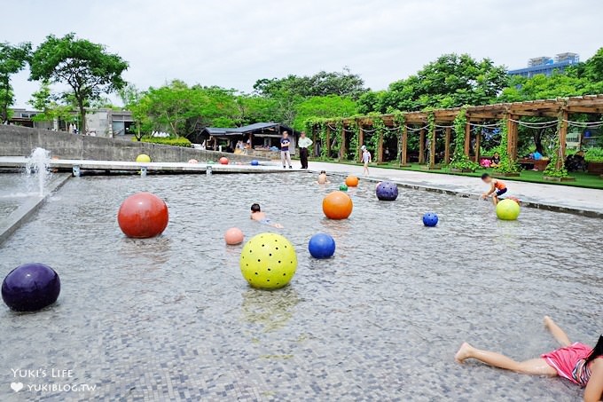 台北景點【鶯歌陶瓷博物館】免費開放玩水親子景點×全戶外暢玩到底免門票! - yuki.tw