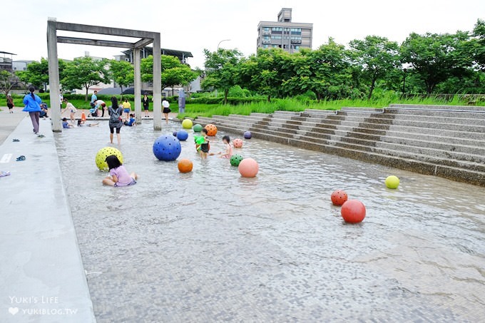 台北景點【鶯歌陶瓷博物館】免費開放玩水親子景點×全戶外暢玩到底免門票! - yuki.tw