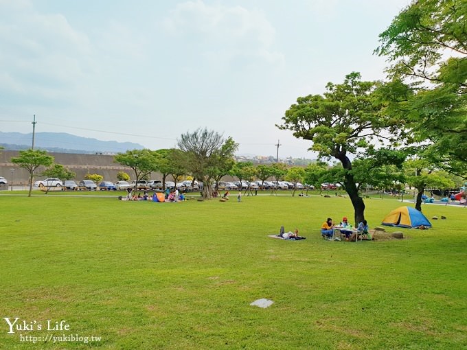 免費桃園景點【大溪河濱公園】落羽松季節必訪×LOVE場景×兒童遊戲場～親子假日野餐騎腳踏車好去處！ - yuki.tw