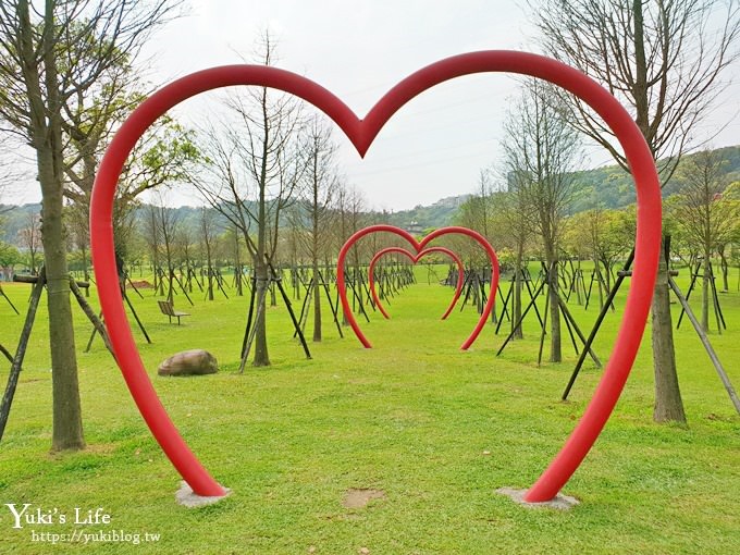 免費桃園景點【大溪河濱公園】落羽松季節必訪×LOVE場景×兒童遊戲場～親子假日野餐騎腳踏車好去處！ - yuki.tw