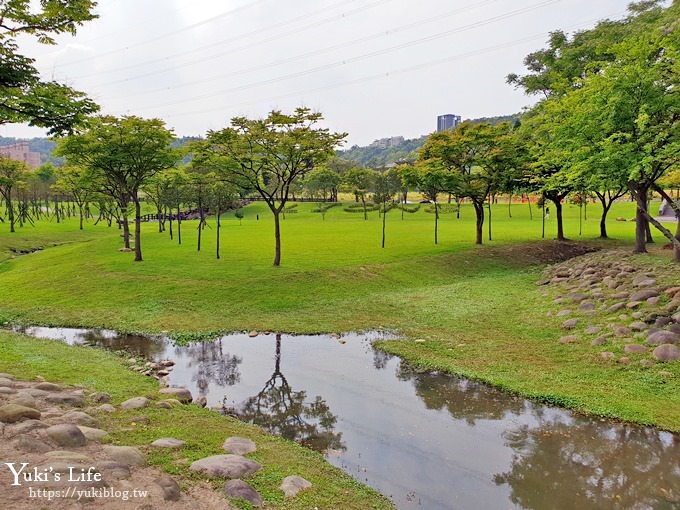 免費桃園景點【大溪河濱公園】落羽松季節必訪×LOVE場景×兒童遊戲場～親子假日野餐騎腳踏車好去處！ - yuki.tw