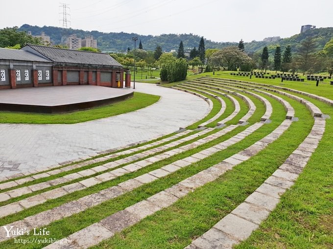 免費桃園景點【大溪河濱公園】落羽松季節必訪×LOVE場景×兒童遊戲場～親子假日野餐騎腳踏車好去處！ - yuki.tw