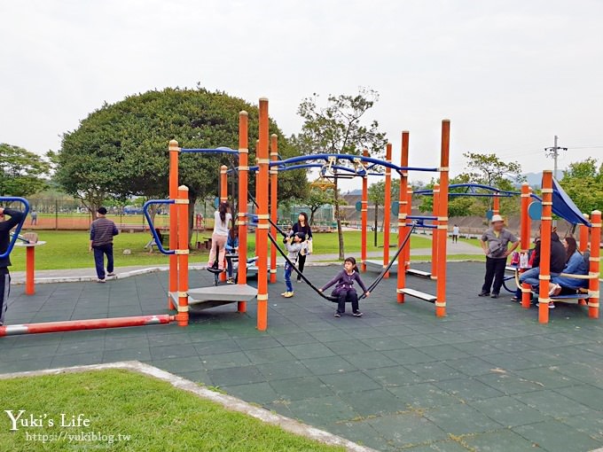 免費桃園景點【大溪河濱公園】落羽松季節必訪×LOVE場景×兒童遊戲場～親子假日野餐騎腳踏車好去處！ - yuki.tw