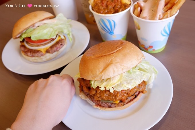 台北美食【burger talks 淘客漢堡】CP值超高現做多汁漢堡! 超大份量道地好吃! @先嗇宮站 - yuki.tw