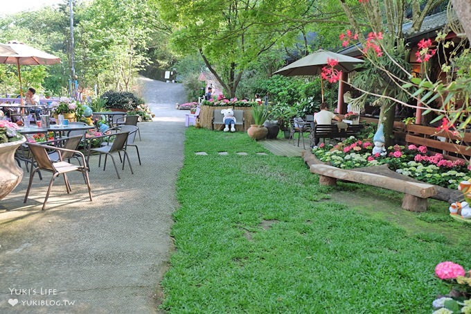 苗栗賞花親子景點》碧絡角花園→×可愛兔子到處跑×甜蜜拍照佈景約會好去處 - yuki.tw