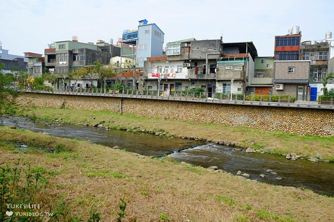 桃園中壢免費親子景點【老街溪河川教育中心/新勢公園】時光隧道溜滑梯×生態教育館×踏青野餐好去處 - yuki.tw