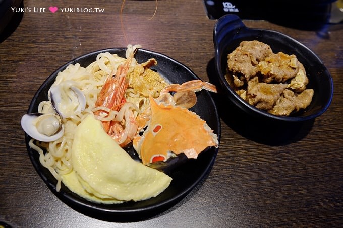 台北美食【八海精緻鍋物料理】豐富海鮮、超多食材火鍋麻辣鍋吃到飽 @西門町店 - yuki.tw