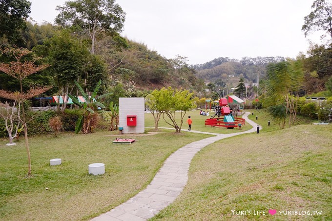 DSCF0262 新竹景點【西瓜莊園】親子假日好去處! 戲水池×沙坑、大草皮、拍照景點^0^