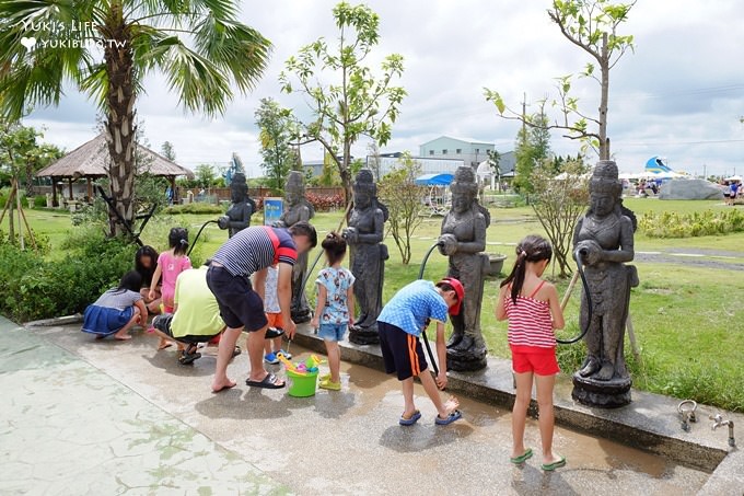 嘉義觀光工廠【達林休閒觀光園區(諾得健康休閒生態園區)】巴里島超大沙坑玩水池(玩水玩沙親子好去處!) - yuki.tw