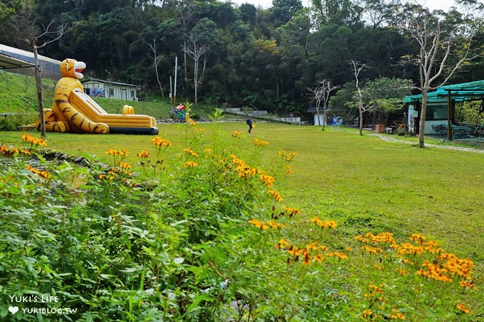 (歇業)新竹北埔免費親子景點【彩紅部落玫瑰園農場】新增室內兒童遊戲室×戶外沙坑大草皮放電好去處! - yuki.tw