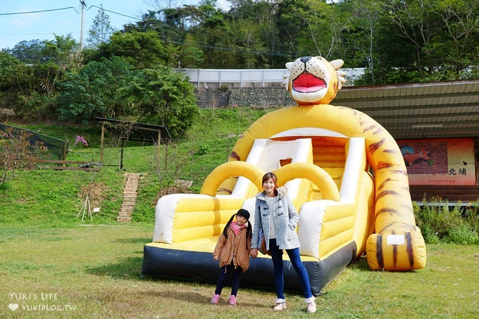 (歇業)新竹北埔免費親子景點【彩紅部落玫瑰園農場】新增室內兒童遊戲室×戶外沙坑大草皮放電好去處! - yuki.tw