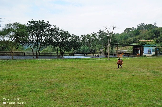 (歇業)新竹北埔免費親子景點【彩紅部落玫瑰園農場】新增室內兒童遊戲室×戶外沙坑大草皮放電好去處! - yuki.tw