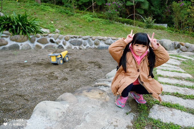 (歇業)新竹北埔免費親子景點【彩紅部落玫瑰園農場】新增室內兒童遊戲室×戶外沙坑大草皮放電好去處! - yuki.tw