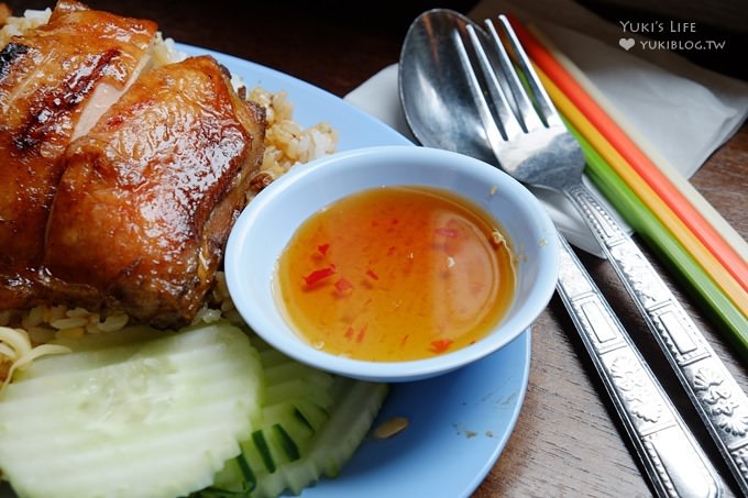 台北台電大樓美食【泰街頭】泰國攤子搬進店裡×燒烤雞腿飯好銷魂×一秒到泰國的感覺呀! - yuki.tw