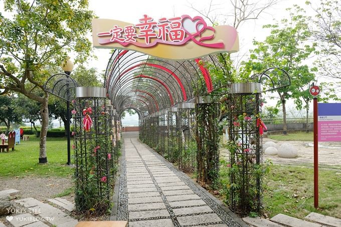 彰化芬園親子景點【就是愛荔枝樂園】天空闖關主題體健設施、大草皮奔跑野餐場地 - yuki.tw