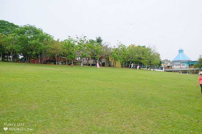 彰化芬園親子景點【就是愛荔枝樂園】天空闖關主題體健設施、大草皮奔跑野餐場地 - yuki.tw