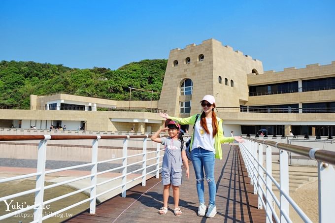 北海岸景點推薦∣汪汪地瓜園故事館∣好吃碳烤地瓜,浮誇巨型地瓜和柴柴等你來拍 - yuki.tw