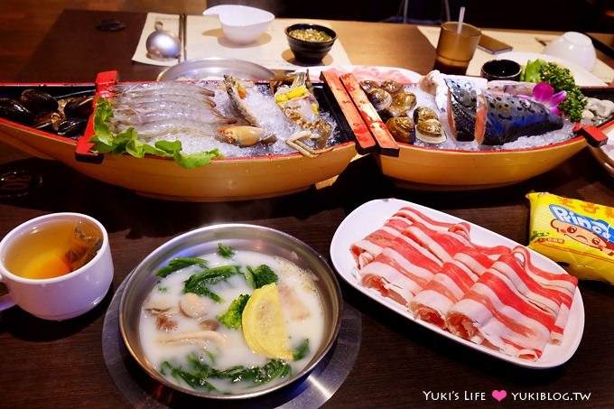 新莊美食【鮮匯頂級鍋物】海鮮不哩啊青的肉品吃到飽火鍋~推薦牛奶鍋 @新莊捷運站 - yuki.tw