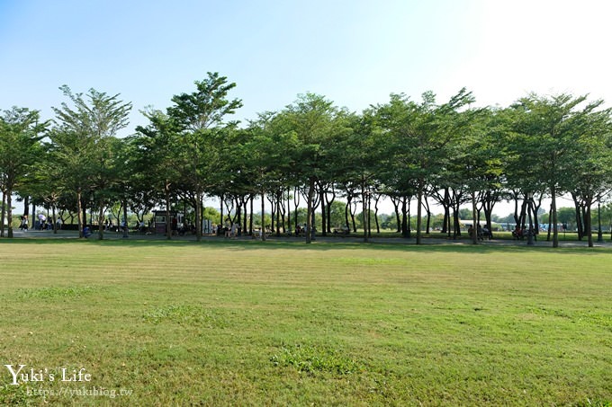 台南景點【奇美博物館】高人氣異國風情親子景點×庭園噴水池還有鴨鴨哦！ - yuki.tw