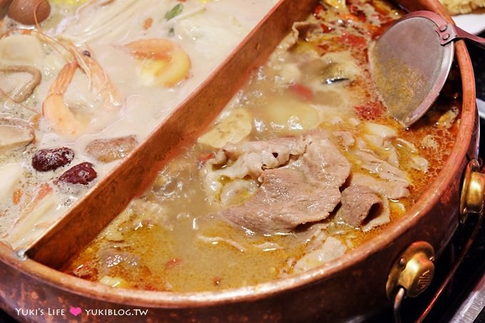 蘆洲美食【小蒙牛頂級麻辣養生鍋】杯裝哈根達斯、安格斯牛海鮮吃到飽火鍋(平版點餐)送餐快速肉好吃~蝦子大尾CP值高! - yuki.tw