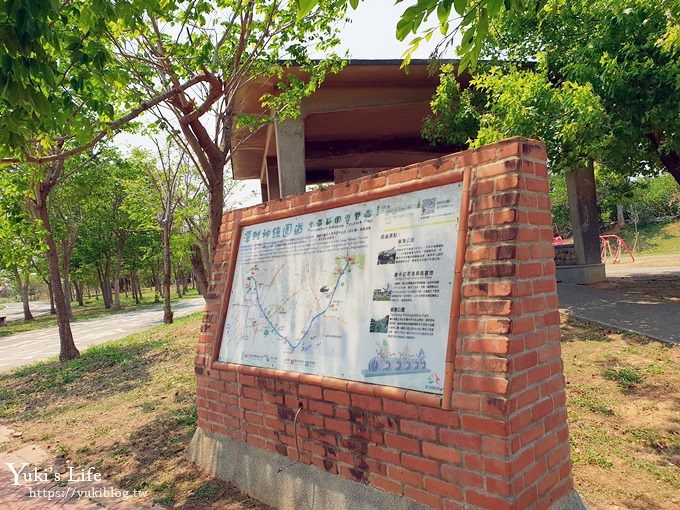 台中景點【大雅中科公園】三道山丘磨石子溜滑梯×沙坑、野餐、騎腳踏車親子景點 - yuki.tw