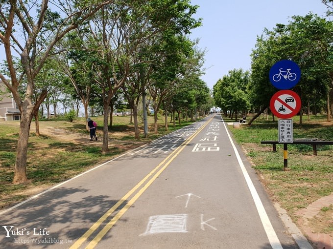 台中景點【大雅中科公園】三道山丘磨石子溜滑梯×沙坑、野餐、騎腳踏車親子景點 - yuki.tw