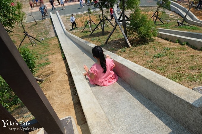 台中景點【大雅中科公園】三道山丘磨石子溜滑梯×沙坑、野餐、騎腳踏車親子景點 - yuki.tw