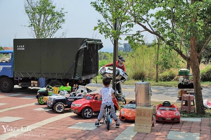 台中景點【大雅中科公園】三道山丘磨石子溜滑梯×沙坑、野餐、騎腳踏車親子景點 - yuki.tw