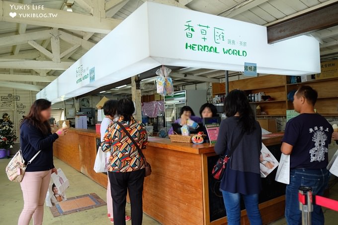 苗栗景點【雅聞香草植物工廠】免費觀光工廠玫瑰花園超夢幻×沙坑草皮孩子最愛 - yuki.tw