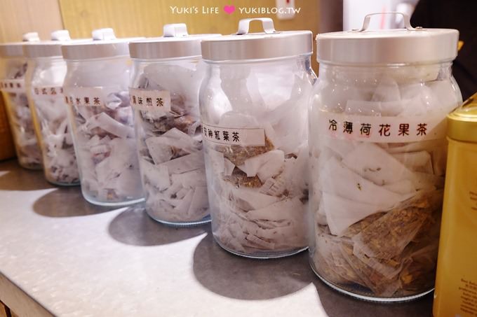 台北美食【醉麻辣頂級麻辣駌鴦鍋】頂級食材、16口味Haagen-Dazs冰淇淋吃到飽 @國父紀念館站 - yuki.tw