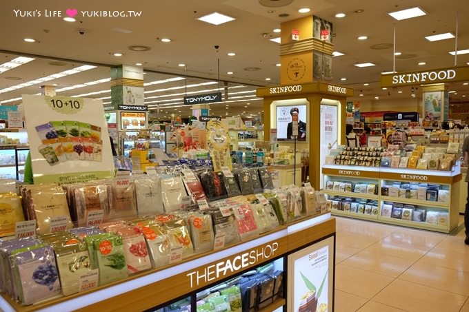 韓國首爾自由行【樂天超市LOTTE Mart】推薦韓國必買戰利品(零食、餅乾、 美妝保養品、紀念品、伴手禮、玉米鬚茶) - yuki.tw