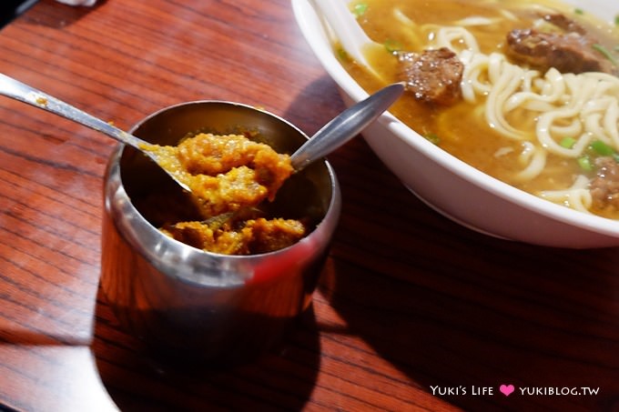 台北美食【七十二牛肉麵】牛肋條+紅燒湯頭、台版米其林評鑑四顆星的牛肉麵 @忠孝新生站 - yuki.tw