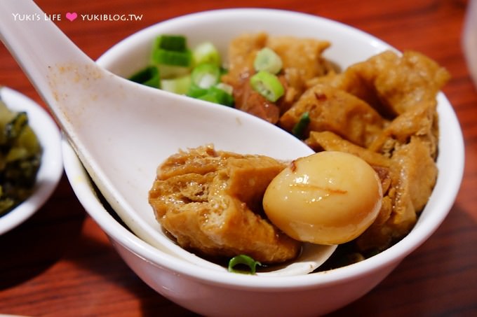 台北美食【七十二牛肉麵】牛肋條+紅燒湯頭、台版米其林評鑑四顆星的牛肉麵 @忠孝新生站 - yuki.tw