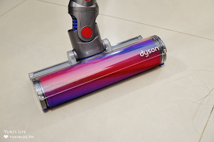 居家必備【Dyson V8 absolute+ 無線吸塵器】超強吸力×免彎腰免接電線！打掃方便好用又有效率！ - yuki.tw